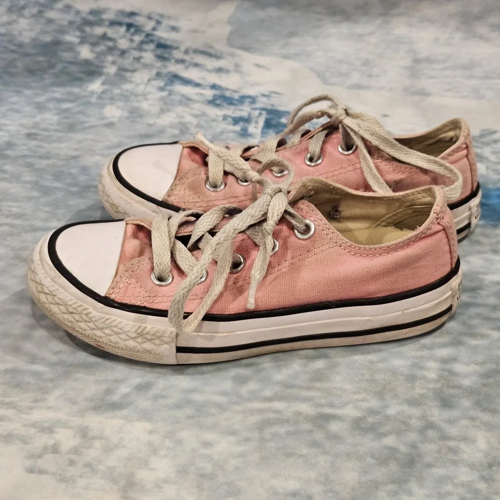 Pink Converse All Star Low Top Toddler‎ Girls Size 11 Sneakers Shoes